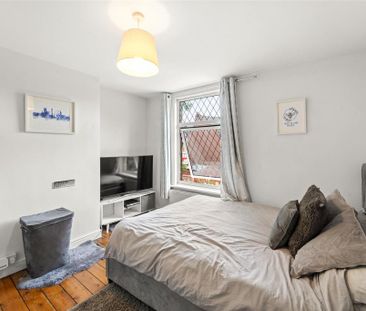 2 bedroom terraced house to rent - Photo 5