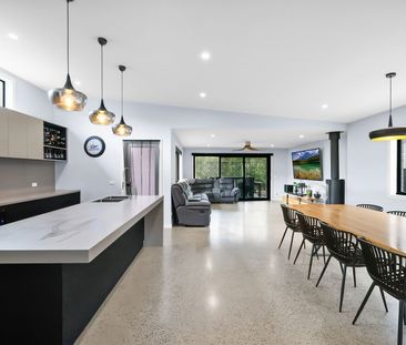 Modern Family Living In The Heart of Bacchus Marsh - Photo 1