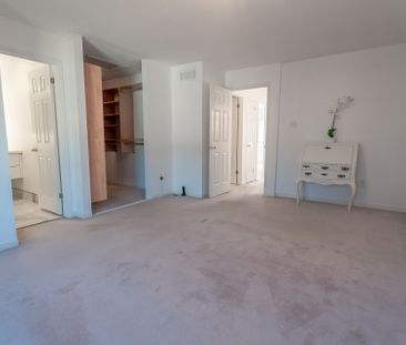 For Lease - 28 Chartwell Avenue, South of Baseline to Knoxdale, Ont... - Photo 3