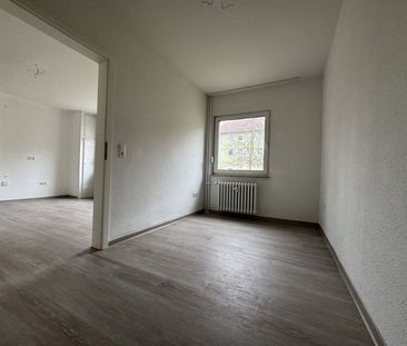 Großzügige und moderne 5-Zimmer-Wohnung in Stadtnähe - Foto 2