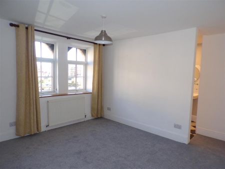 2 bedroom property to rent - Photo 4