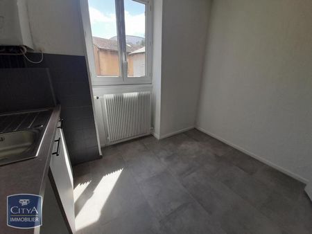 Location Appartement 2 pièces 42m² VILLEFRANCHE SUR SAONE 69400 - Photo 4