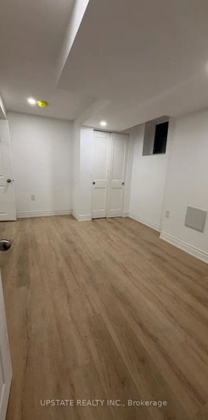 20 STIRRUP COURT - Photo 1