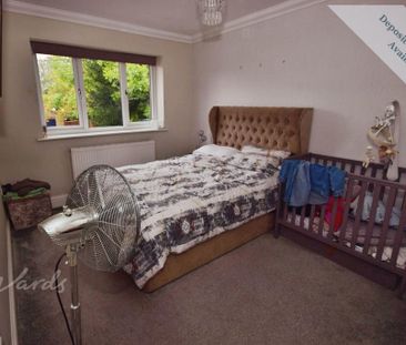 4 bedroom semi-detached house to rent - Photo 6