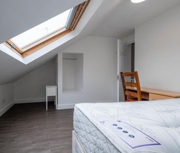 8 bedroom house to rent - Photo 2