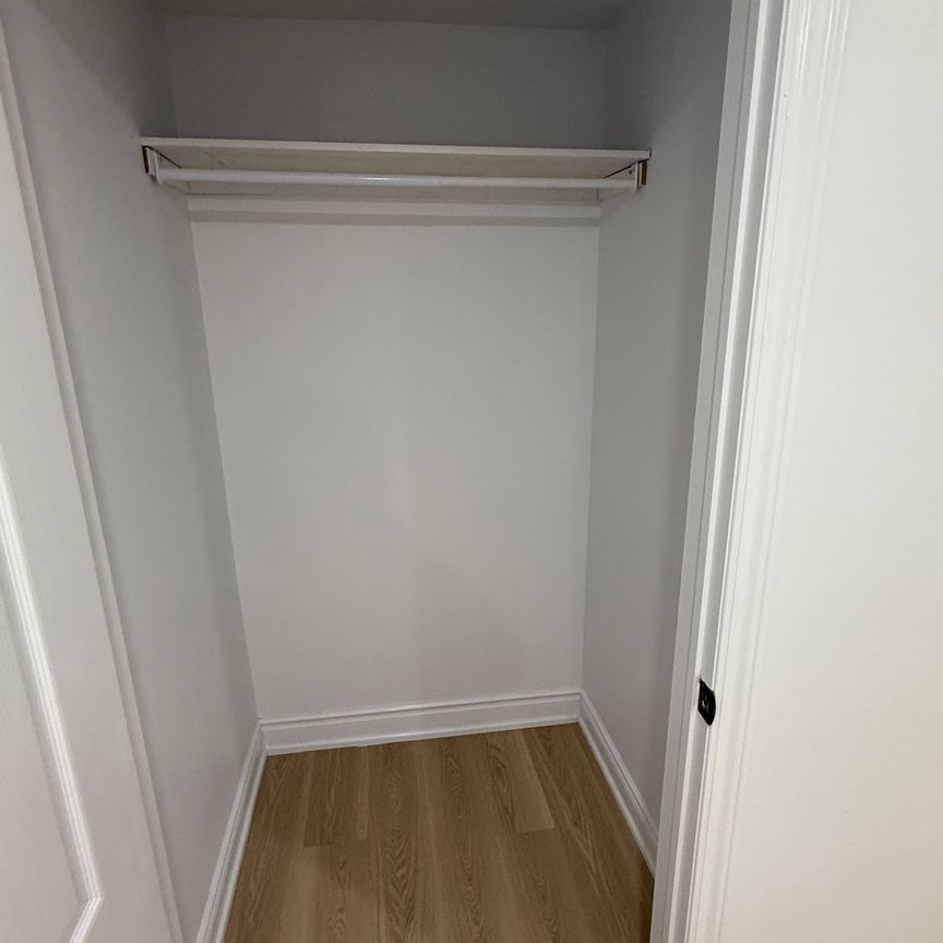 For Lease - 3145 Cantelon Crescent Unit# Basement, Mississauga, Ontario - Photo 1