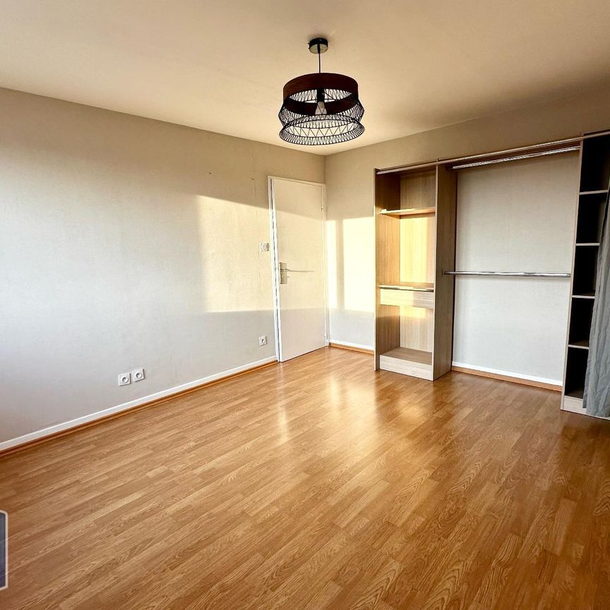 Location Appartement 2 pièces 52m² MULHOUSE 68200 - Photo 1