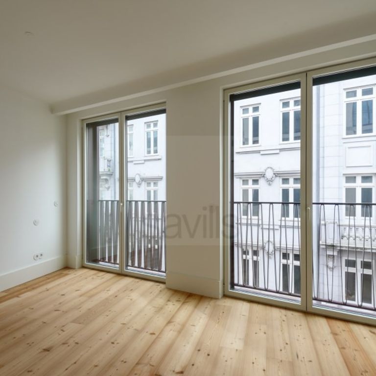 3 room luxury Flat for rent in Porto, Portugal - Photo 1