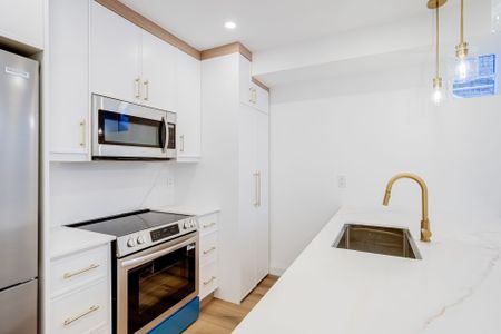 For Lease - 110 Braemar Avenue Unit# Lower, Toronto, Ontario - Photo 3