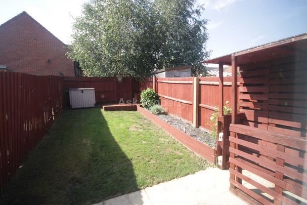 2 bedroom terraced house to rent - Photo 1