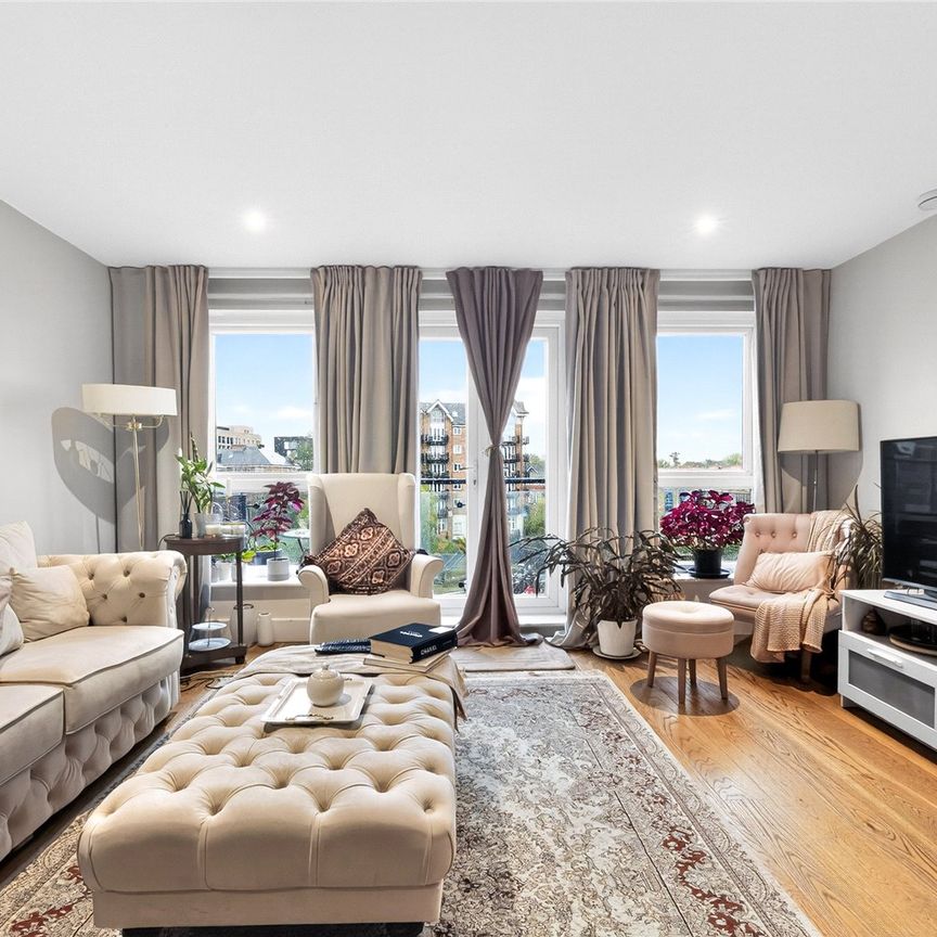 Durham Wharf Drive, Brentford, London, TW8 8HP - Photo 1