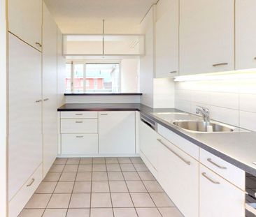 4.5 Zimmer, 90 m², 3. Stock - Foto 2