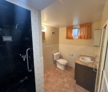 For Lease - 9 Dewlane Drive, Toronto, Ontario - Photo 6