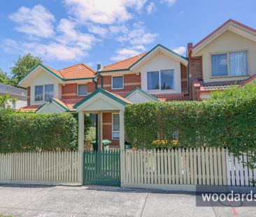 Stunningly Renovated 4-Bedroom Family Home in Prime Box Hill Location! - Photo 1