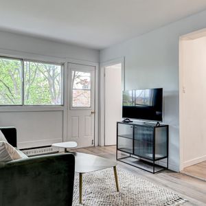 1 BR - 6965 Rue De Choisy, Montréal - Photo 2