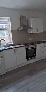 1 bedroom Apartment for rent - Photo 3