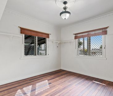 296 South Street, Harristown - Photo 3