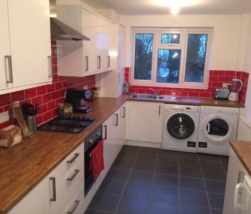4 bedroom house to rent - Photo 1