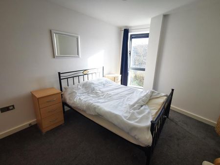 2 bedroom apartment to rent - Photo 4