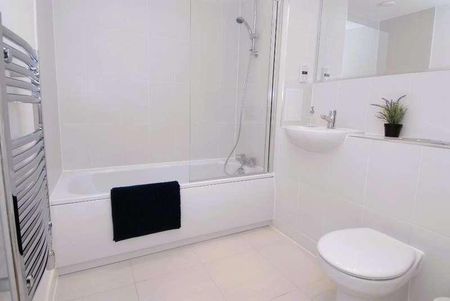 Kingston Road, Wimbledon Chase, SW20 - Photo 5