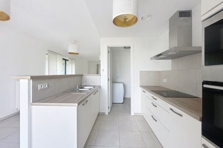 Appartement +-142m² 4 chambres avec terrasse, parking & parc privé - Photo 2