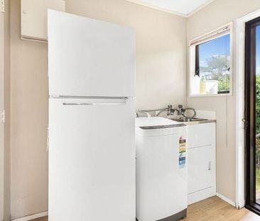 Walkable Distance to the Hospital - 2 Bedroom Home - Photo 6