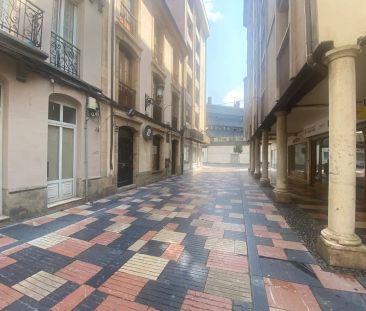 Avilés - Photo 1
