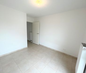 Location Appartement 3 pièces 54m² - Photo 4