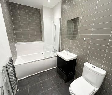 3 bedroom terraced house to rent - Photo 6