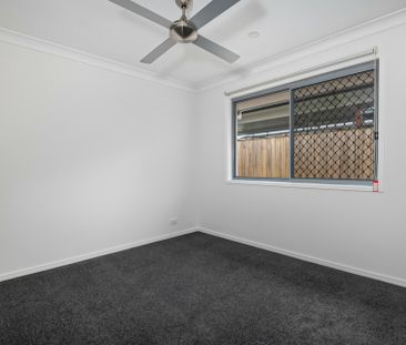 17 Glenafton Court, Ormeau QLD, Belconnen - Photo 2