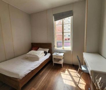 South Yarra - Photo 2