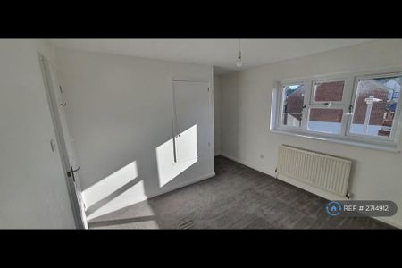 1 bedroom terraced house to rent - Photo 3