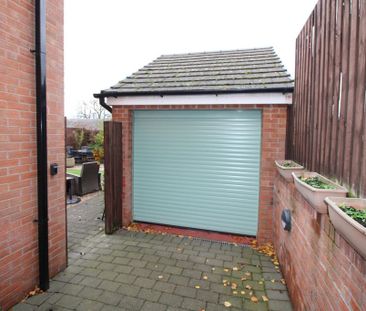 4 bedroom detached house to rent - Photo 1