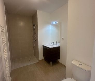 Location Appartement 2 pièces 48m² - Photo 3