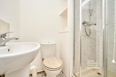 2 bedroom terraced house to rent - Photo 3