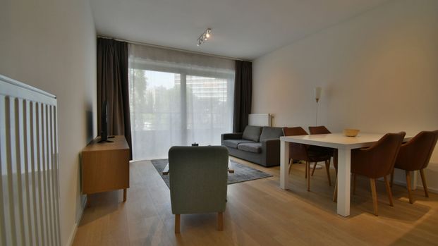Appartement te huur in Evere - Photo 1