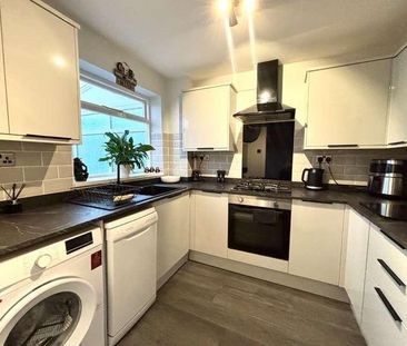 James Copse Road, Waterlooville, PO8 - Photo 4