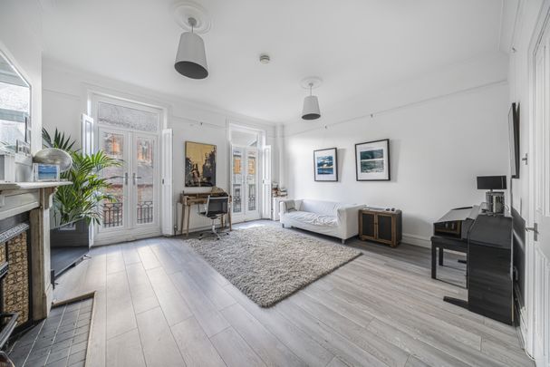 Boutflower Road, Battersea, London, SW11 - Photo 1