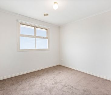 2 / 71 Mimosa Road, CARNEGIE - Photo 3
