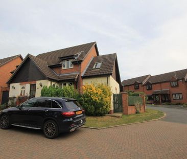 3 bedroom semi-detached house to rent - Photo 1