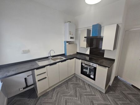 1 Bed Flat, Rowson Street, CH45 - Photo 3