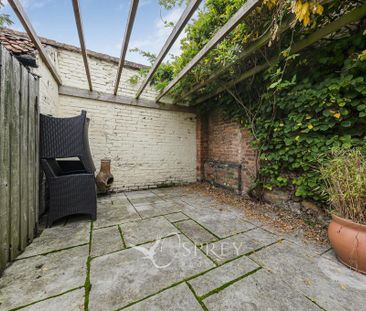 2 bedroom terraced house to rent - Photo 3