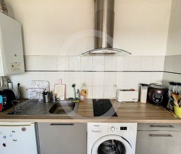 Location Appartement 2 pièces 37m² MONTPELLIER 34000 - Photo 3