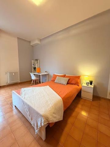 Via della Torretta, Bologna, Emilia-Romagna 40127 - Photo 3