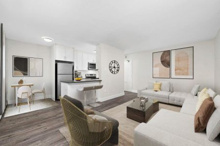 150 Darling St. — 2 Bedroom - Photo 3
