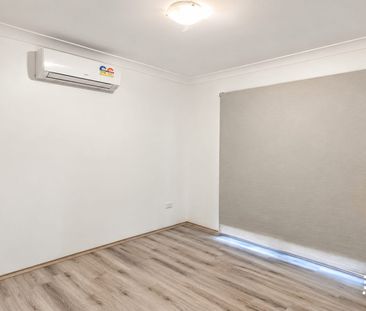 Comfortable Family Living in a Convenient Cranebrook Location - Photo 6