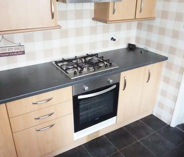 2 bedroom terraced house to rent - Photo 5