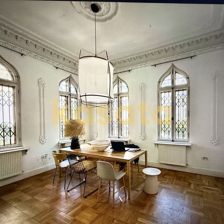 Închiriere vilă interbelică, Piata Victoriei, renovat?... - Fotografie 1