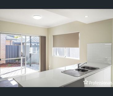 Contemporary sought after Front villa - Photo 4