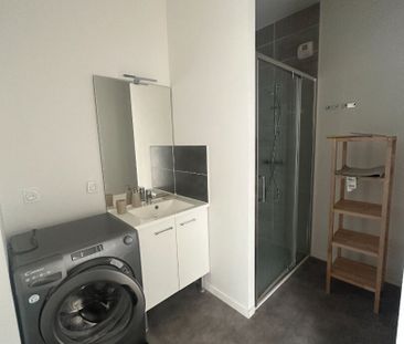 Location Appartement 3 pièces 64m² - Photo 6